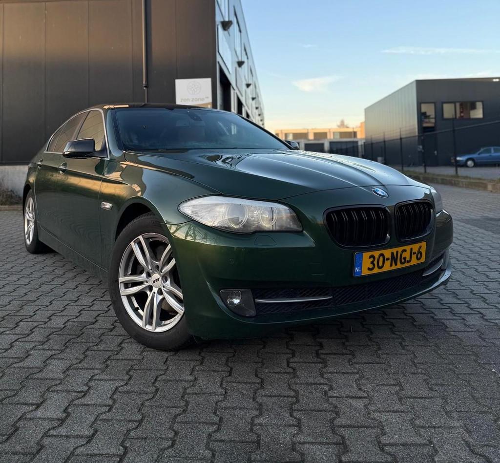 BMW 5-serie 523i Executive/ EXPORT /Motor Management aan/, Auto's, Euro 5, Achterwielaandrijving, Gebruikt, Beige