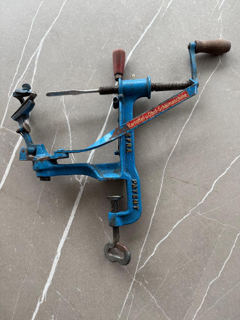 Antieke Aardappelsnijder, Ophalen of Verzenden, Gebruikt