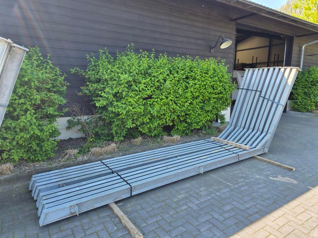 Spanten gegalvaniseerd - staalconstructie, loods, hal, Doe-het-zelf en Verbouw, Metalen, Ophalen, Zo goed als nieuw, IJzer