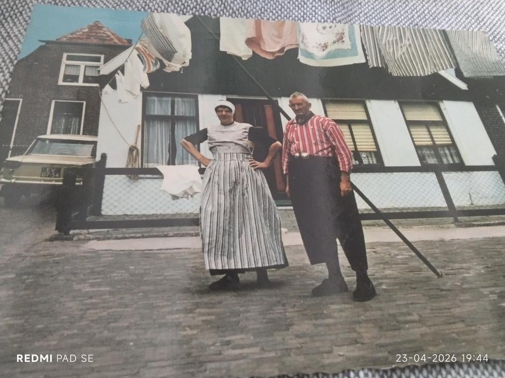 KLEDERDRACHT  UIT URK WASDAG DETAILS ZIE FOTO'S., Ophalen of Verzenden, 1960 tot 1980, Zo goed als nieuw
