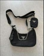 Prada Re-Edition 2005 Schoudertas Zwart, Ophalen of Verzenden, Zo goed als nieuw, Zwart, Overige merken