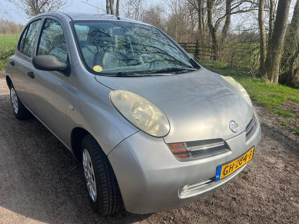 Nissan - Micra -2003 - 5 deuren - nieuwe Apk, Auto's, Stof, 40 €/maand, 4 cilinders, Metallic lak