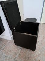 2 zwarte kunstleren poefjes, Ophalen, 50 tot 100 cm, Minder dan 50 cm, Minder dan 50 cm