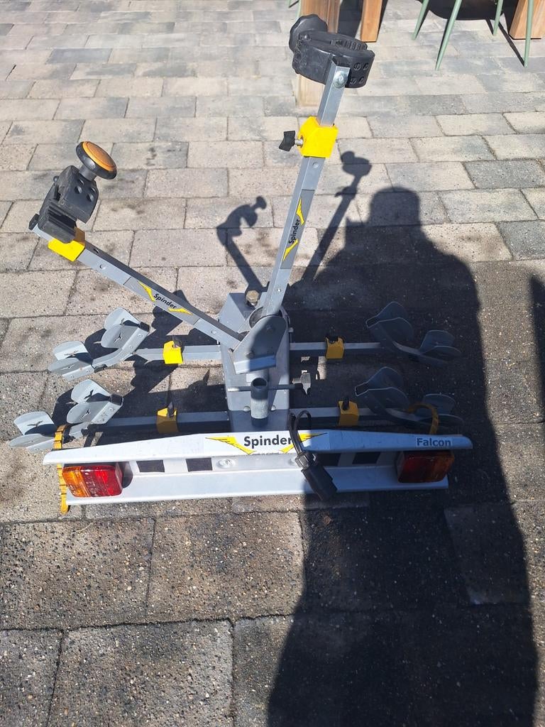 Fietsendrager voor twee fietsen, Ophalen, 2 fietsen, Zo goed als nieuw, Trekhaakdrager