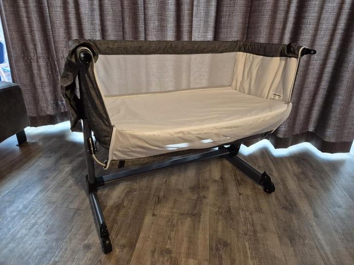 We-Too Co-Sleeper / Reisbedje - Zo goed als nieuw, Kinderen en Baby's, Babywiegjes en Ledikanten, Gebruikt, Reisbedje, Ophalen