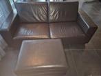 Lederen Bank + Poef Goossens, Ophalen, Zo goed als nieuw, Rechthoekig, 125 cm of meer