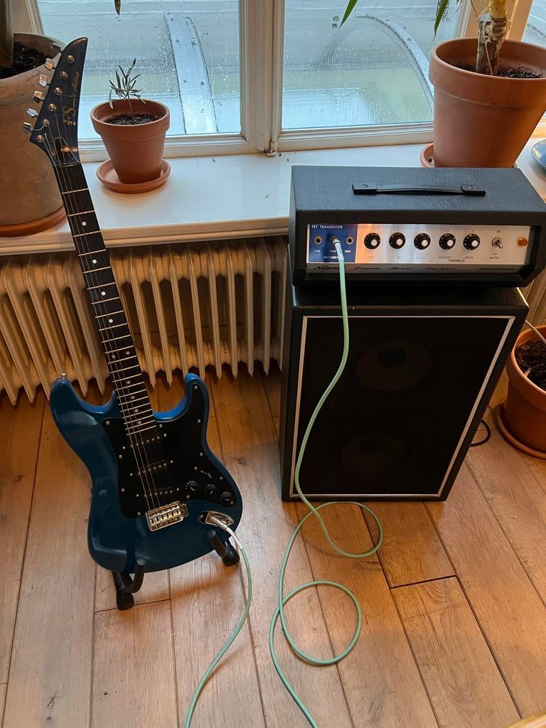 Aria Pro ii FS serie elektrische gitaar met versterker, Gebruikt, Met versterker, Solid body, Ophalen