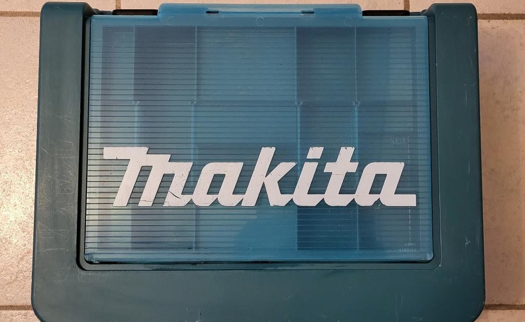 Makita kist, Ophalen, Zo goed als nieuw