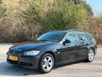 BMW 3-serie Touring 325i automaat / Pano / Trekhaak / Cruise, Auto's, Automaat, Zwart, 2497 cc, Zwart
