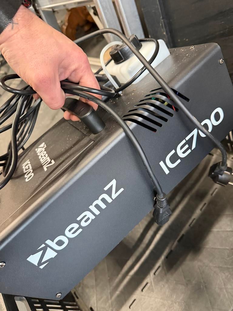 Beamz ICE700 Low Fog Rookmachine, Ophalen of Verzenden, Gebruikt, Rookmachine