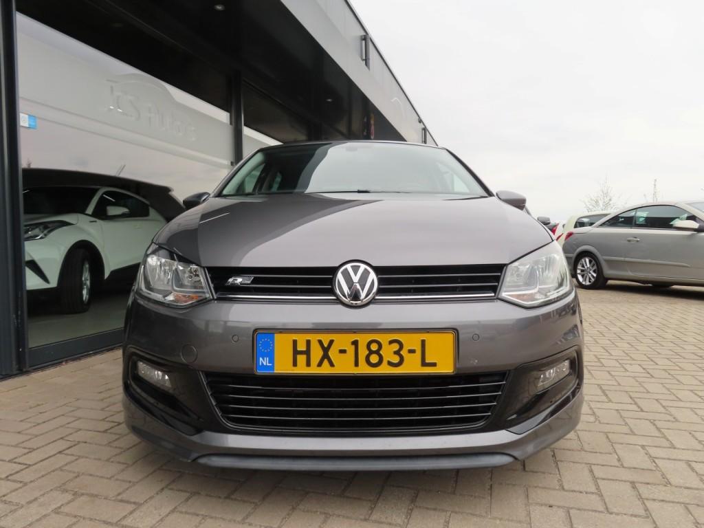 Volkswagen POLO 1.2 TSI Edition R Ecc Navi Pdc 17 Inch 2016, Auto's, Volkswagen, 21 km/l, Euro 6, 4 cilinders, Bedrijf