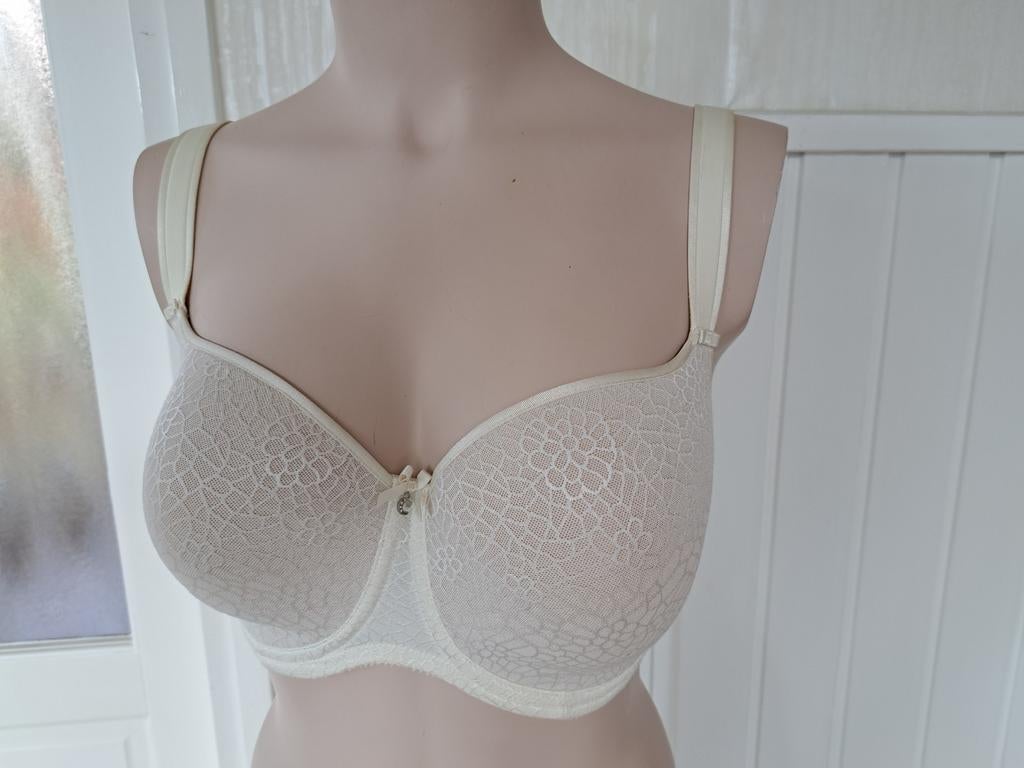 Nieuwe Chantelle BH 70H, Ophalen of Verzenden, Beige, BH