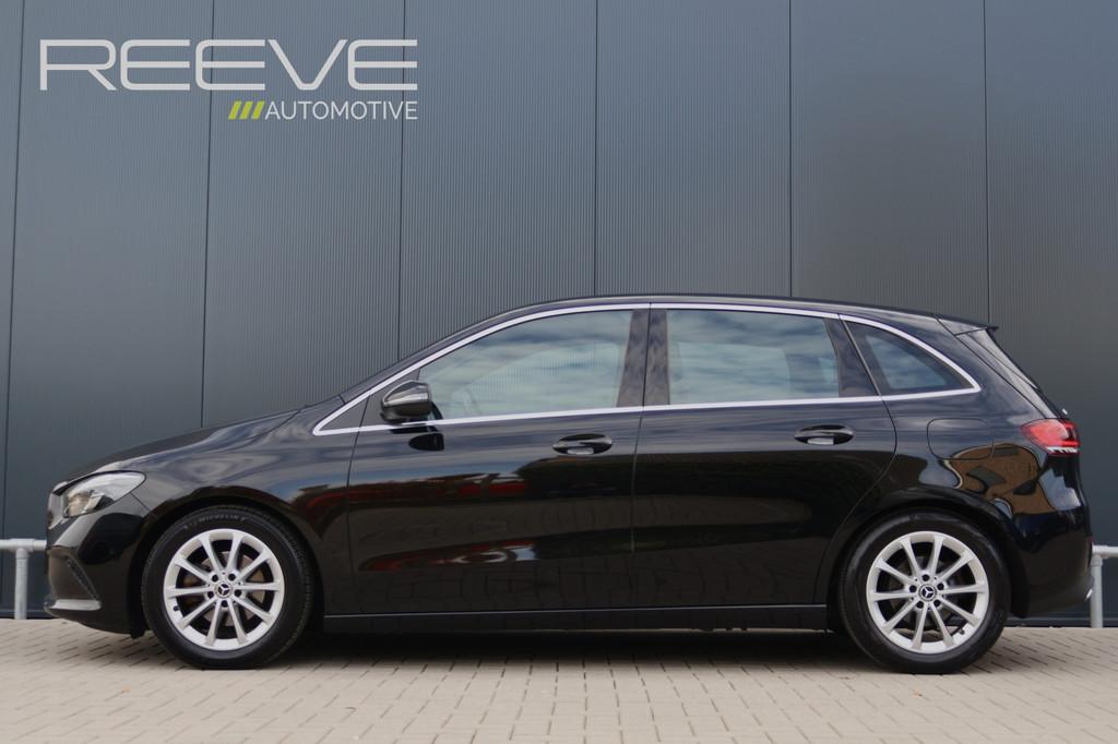Mercedes-Benz B-Klasse 180 Business Solution Luxury Automaat, Auto's, Mercedes-Benz, 136 pk, Gebruikt, 4 cilinders, Leder en Stof