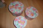 2 ronde opbergdozen met bloemenprint!, Ophalen of Verzenden, Gebruikt, Rond