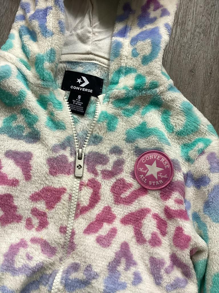 Converse fleece vest met capuchon, maat 134, Kinderen en Baby's, Kinderkleding | Maat 134, Ophalen of Verzenden, Gebruikt, Meisje