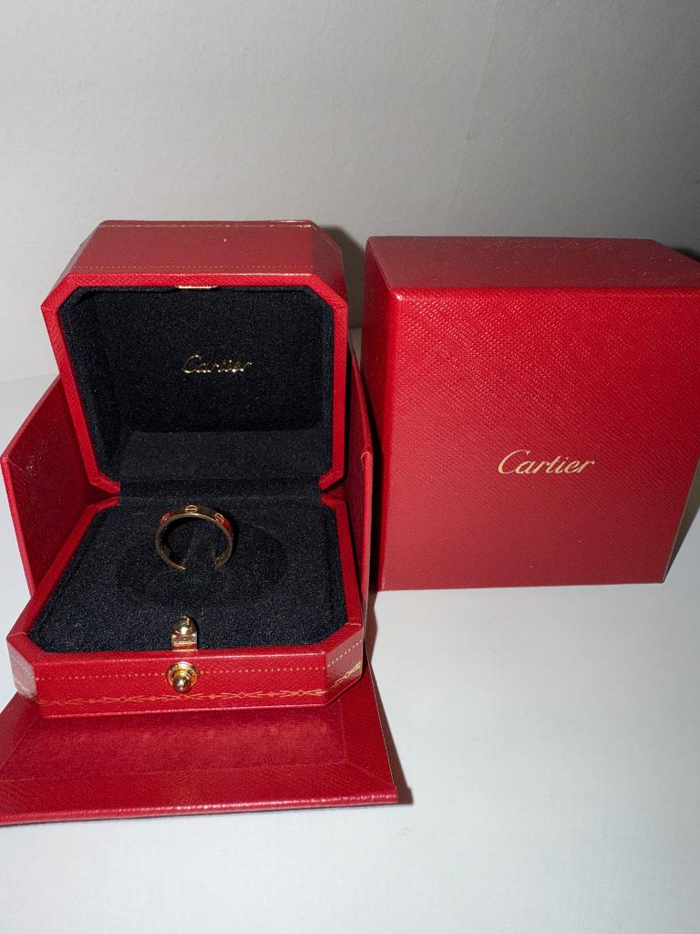 Cartier ring LOVE small, Sieraden, Tassen en Uiterlijk, Ophalen, Zo goed als nieuw, Dame, Goud