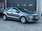 Volkswagen POLO 1.4-16V Trendline - Lage km - NAVI - Airco -, Auto's, Volkswagen, Voorwielaandrijving, Zwart, 4 cilinders, Bedrijf