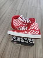 Vans kleur rood, Ophalen of Verzenden, Zo goed als nieuw, Overige kleuren