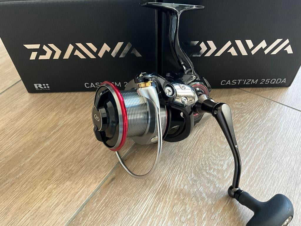 3x Daiwa Cast IZM 25QD Molens - Topconditie!, Watersport en Boten, Ophalen of Verzenden, Zo goed als nieuw, Molen