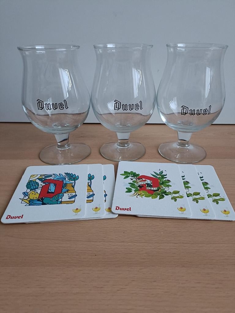 3 Duvel glazen met open letters, Verzamelen, Glas en Borrelglaasjes, Ophalen of Verzenden, Zo goed als nieuw, Bierglas