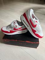 W Nike airmax 87 big bubble, Nieuw, Ophalen of Verzenden, Sneakers of Gympen, Rood