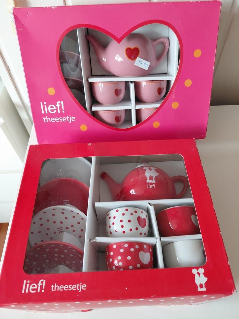 2 maal kinder/poppen serviesje van Lief., Verzamelen, Ophalen of Verzenden