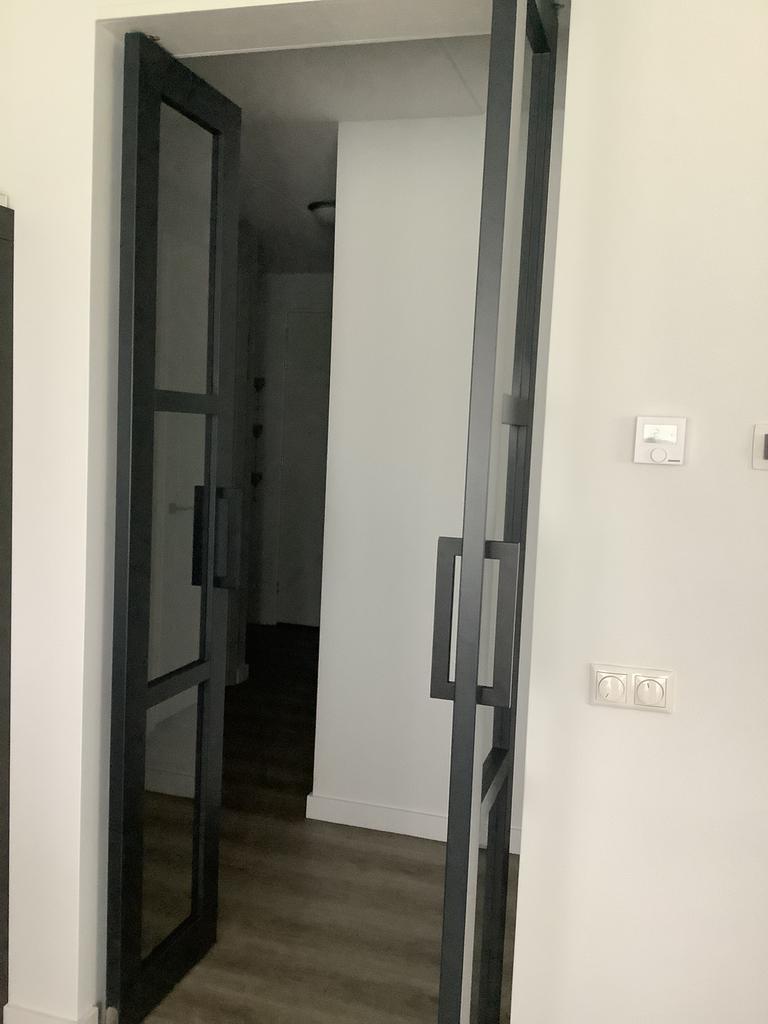 Taatsdeuren zwart, Doe-het-zelf en Verbouw, Deuren en Horren, Ophalen, 215 cm of meer, Binnendeur, Glas