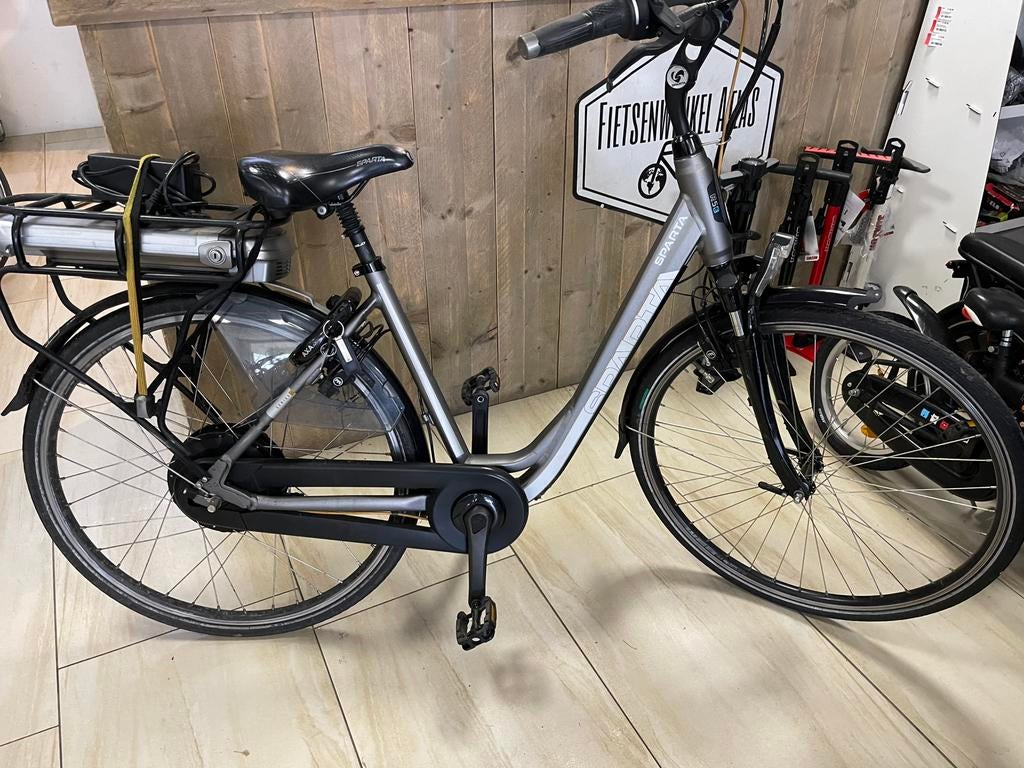 Sparta elektrische fiets 28 inch 5 versnellingen, Minder dan 10 versnellingen, 47 tot 50 cm, Zo goed als nieuw, Ophalen