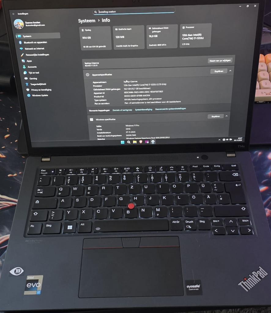 Lenovo ThinkPad T14s Gen3, Ophalen, Zo goed als nieuw, 14 inch, 2 tot 3 Ghz