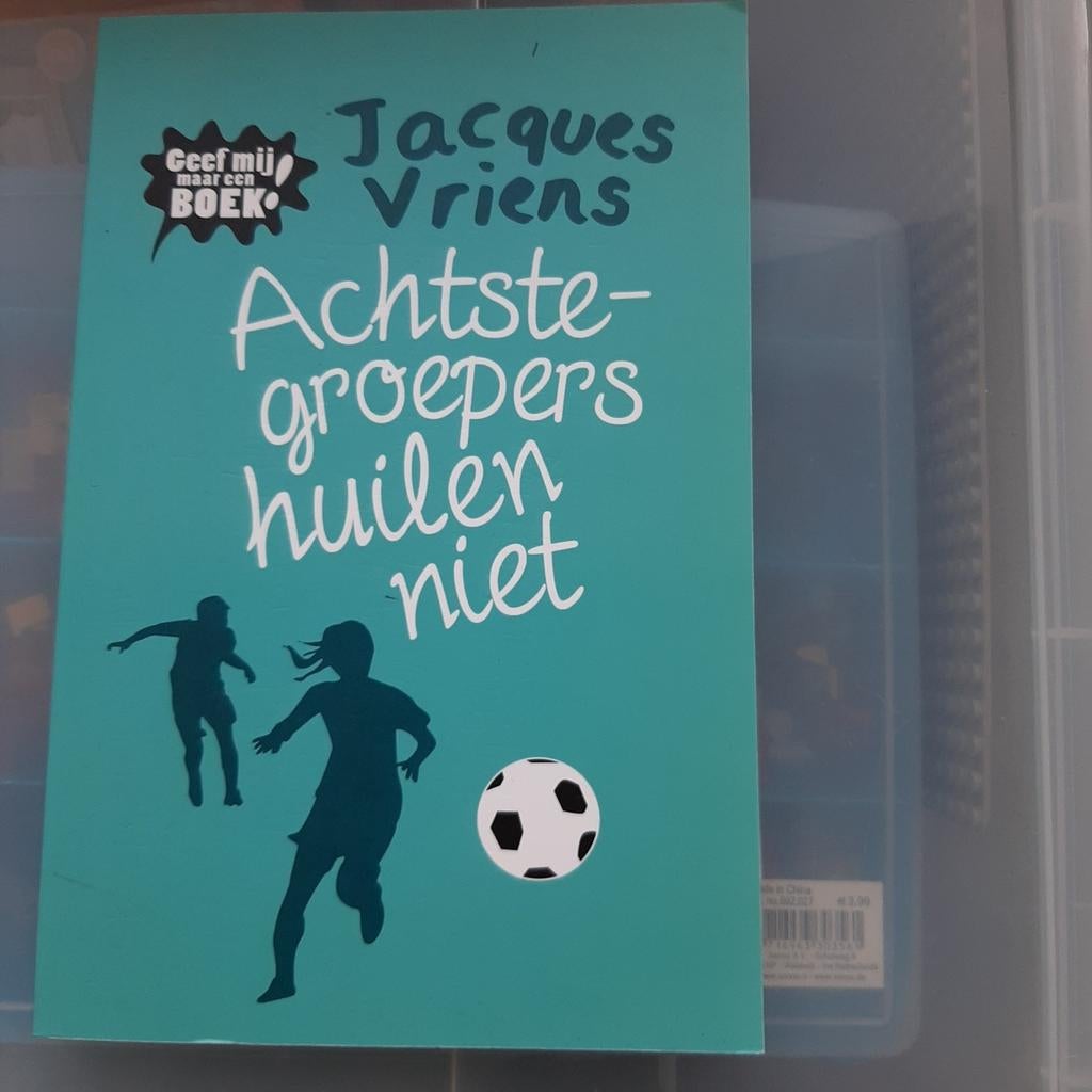Boek Achtste groepers huilen niet, Jacques Vriens, Boeken, Kinderboeken | Jeugd | 10 tot 12 jaar, Ophalen of Verzenden
