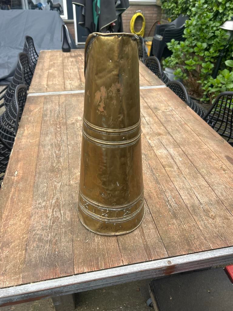 Koperen kolenkit, Ophalen, Koper