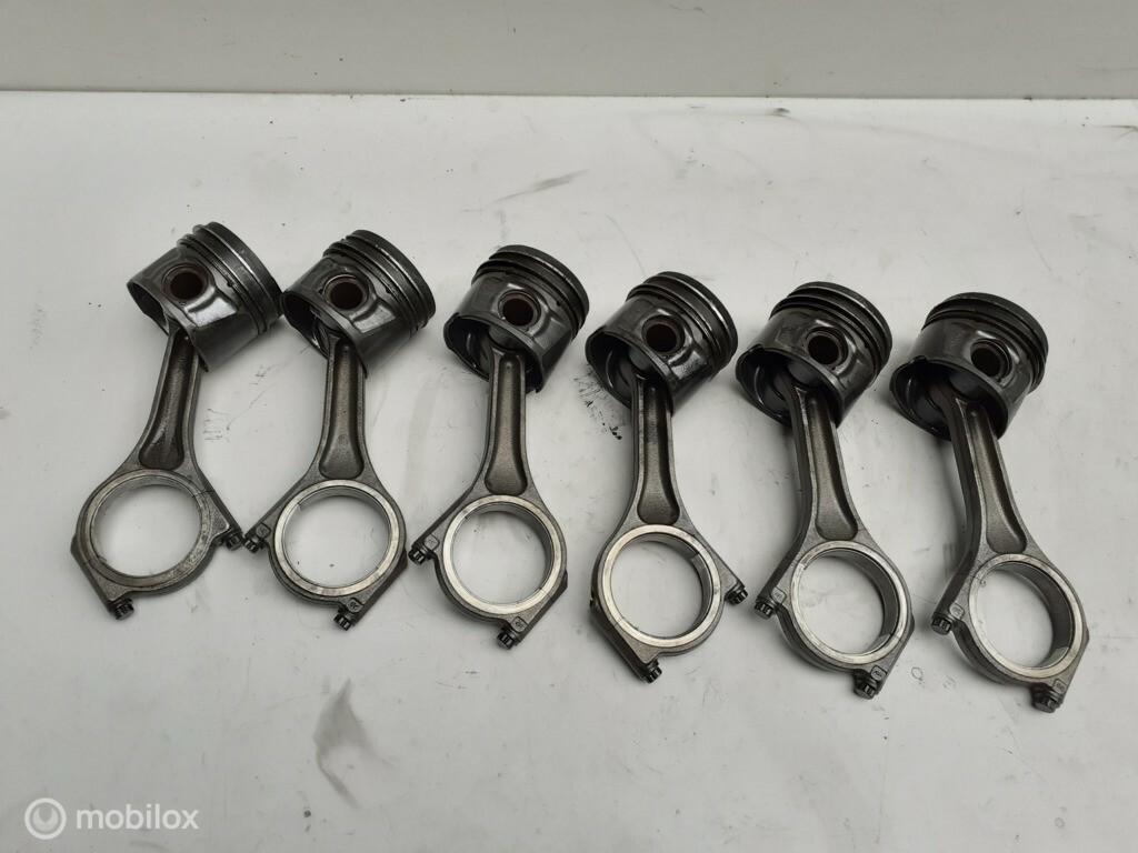 Zuigers Land Rover Discovery 3 Range Sport Drijfstangen TDV6, Land Rover, Ophalen of Verzenden, Gebruikt, Land Rover