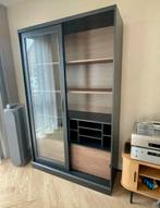 Woods vitrine kast, Huis en Inrichting, Kasten | Vitrinekasten, Ophalen of Verzenden, Zo goed als nieuw, 25 tot 50 cm, 200 cm of meer