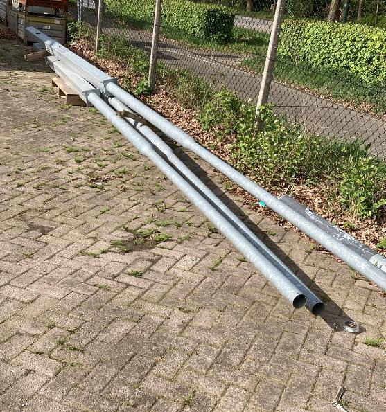 Kantelbare palen, Ophalen, Gebruikt, 250 cm of meer, Palen