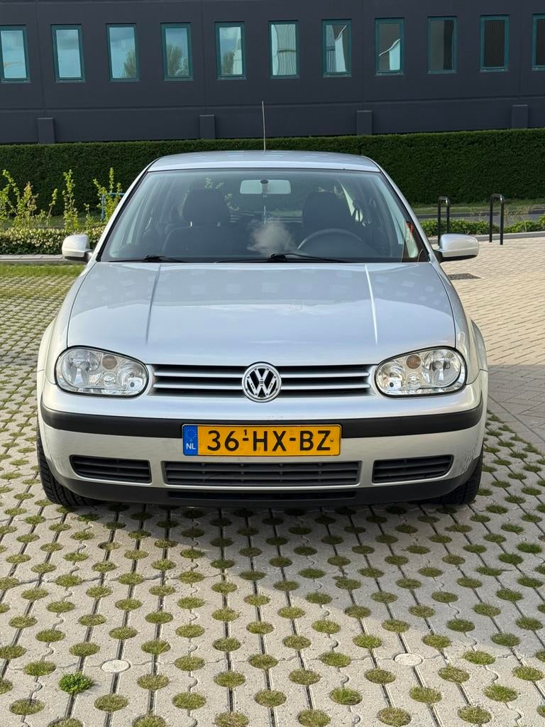 Volkswagen Golf 1.4 55KW 2002 Grijs 169.500 NAP, Auto's, Voorwielaandrijving, 15 km/l, 74 pk, 1104 kg