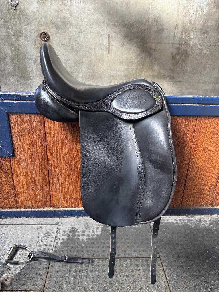 Hulsebos Dressuur zadel, Dieren en Toebehoren, Ophalen of Verzenden, Zo goed als nieuw, Dressuur