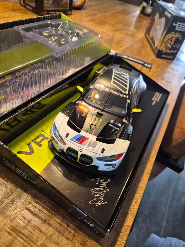 Minichamps valentino rossi., Hobby en Vrije tijd, Modelauto's | 1:5 tot 1:12, Ophalen, Zo goed als nieuw, Motor