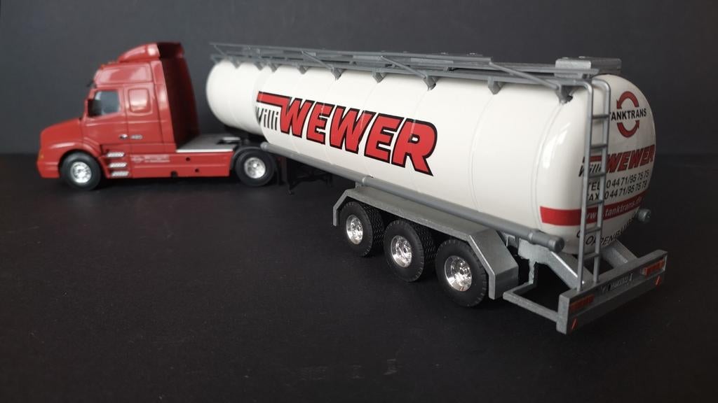 Volvo NH12 Torpedo Willi Wewer Tanktrans 1:50 Lion Toys Pol, Hobby en Vrije tijd, Modelauto's | 1:50, Verzenden, Zo goed als nieuw