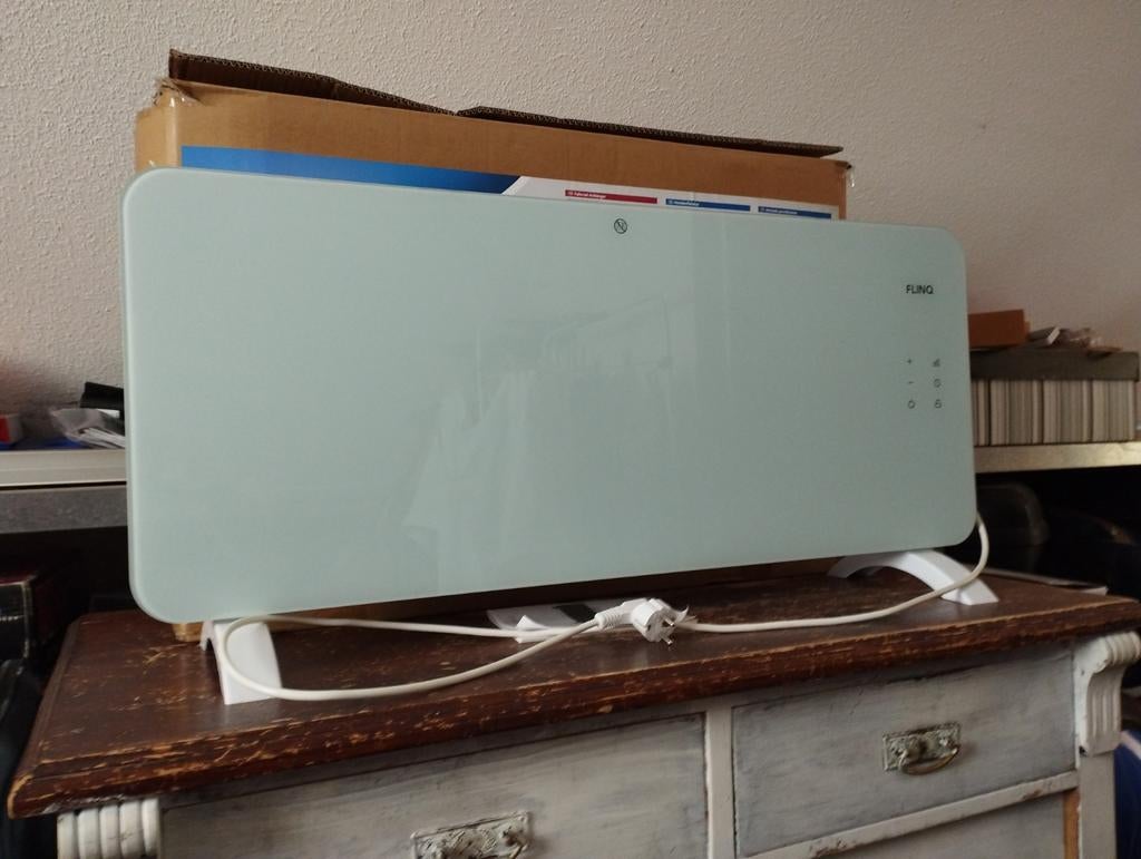 Elektrische Paneel Kachel - Flinq Smart Heater, Huis en Inrichting, Kachels, Ophalen, Overige soorten, Elektrisch, Zo goed als nieuw