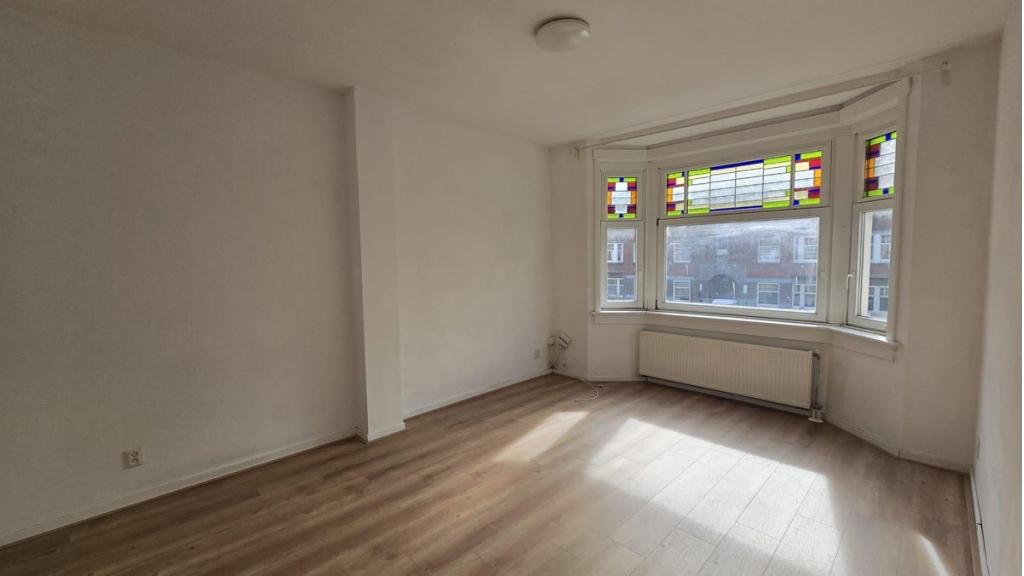NIEUW! Woonruimte te huur Goeverneurlaan, Den Haag, Huizen en Kamers, Huizen te huur