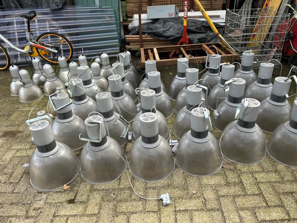 Grote partij industriële lampen, Ophalen, Gebruikt, Glas, Minder dan 50 cm