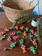 Super leuk oude slinger met stoffen beestjes, kralen 185 cm, Ophalen of Verzenden, Gebruikt
