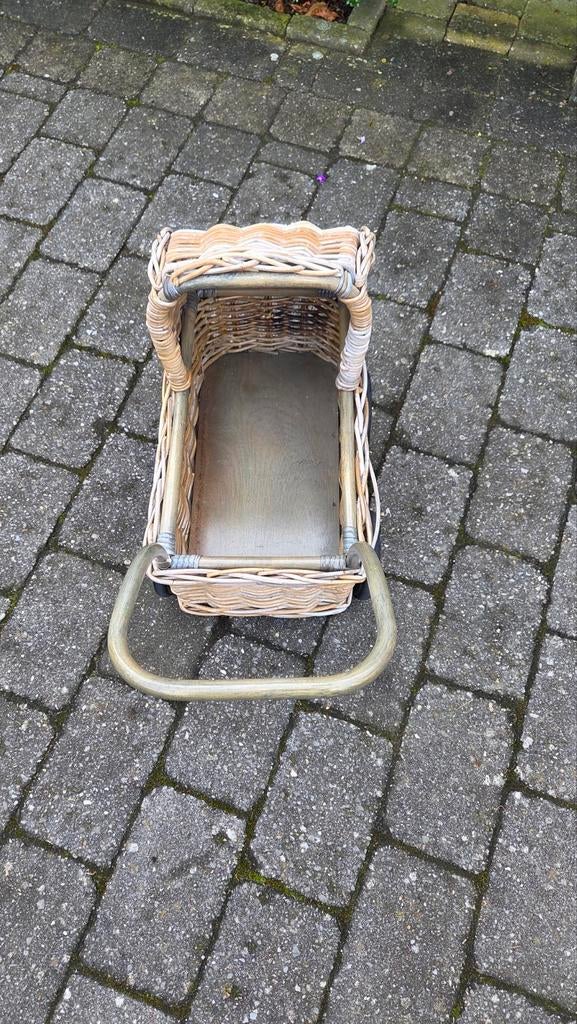 Rotan poppenwagen, Ophalen, Jongen of Meisje