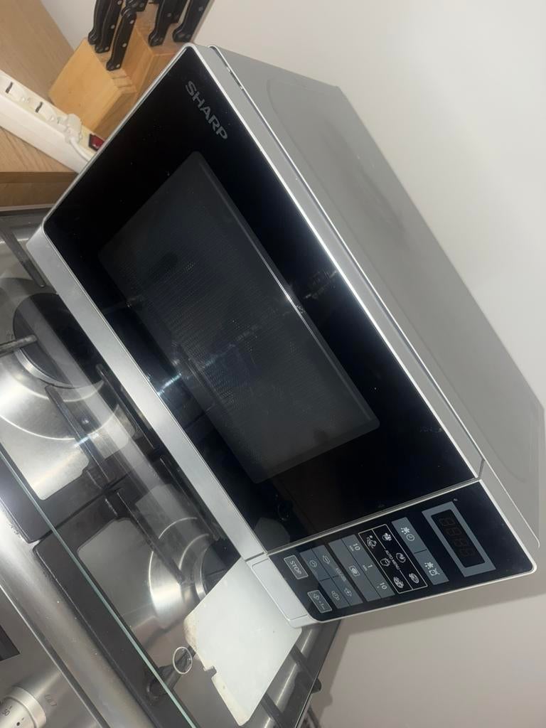 Sharp magnetron, Witgoed en Apparatuur, Magnetrons, Ophalen of Verzenden, Zo goed als nieuw