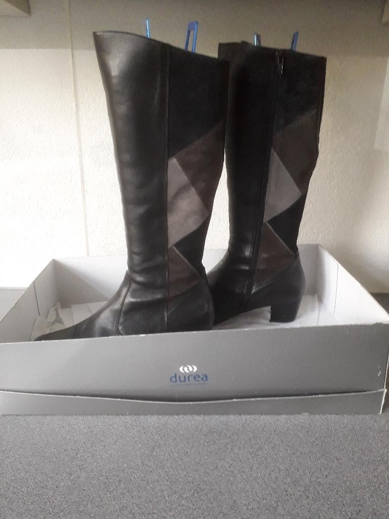 Dames laarzen, Ophalen of Verzenden, Zo goed als nieuw, Zwart, Hoge laarzen