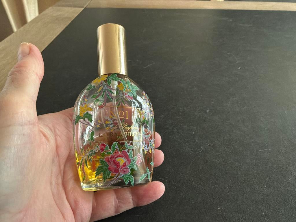 Laura Ashley No 1 EDP 60 ml zeldzaam vintage, Ophalen of Verzenden, Gebruikt
