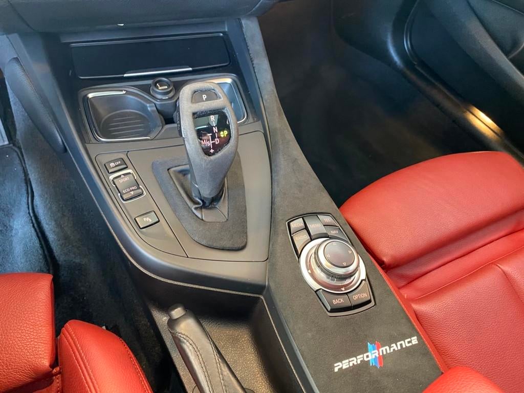 BMW 1-serie M135i xDrive High Executive,Performance,6 Cilind, Gebruikt, 320 pk, Leder, Vierwielaandrijving