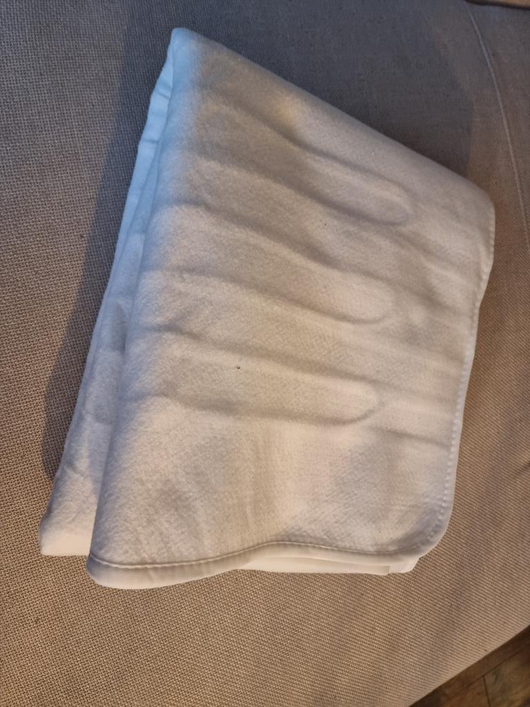 Okoia Elektrische Deken - Wit, Huis en Inrichting, Slaapkamer | Beddengoed, Ophalen, Eenpersoons, Wit, Deken of Dekbed