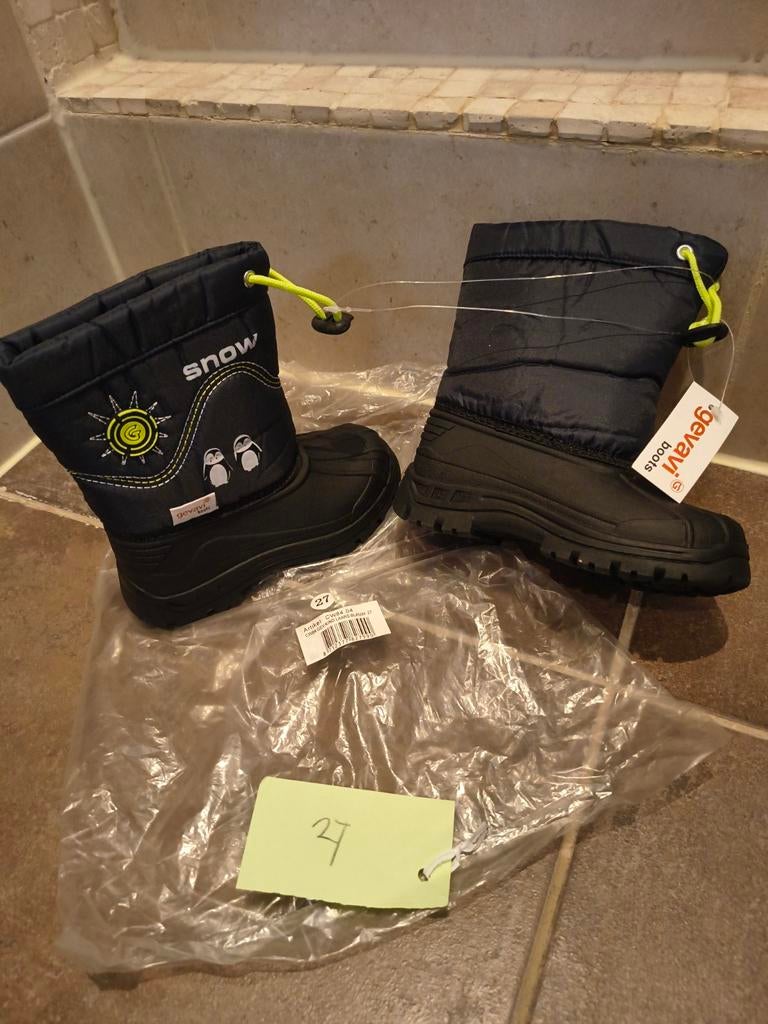 Nieuwe snowboots maat 27, Jongetje of Meisje, Laarsjes, Nieuw, Ophalen of Verzenden