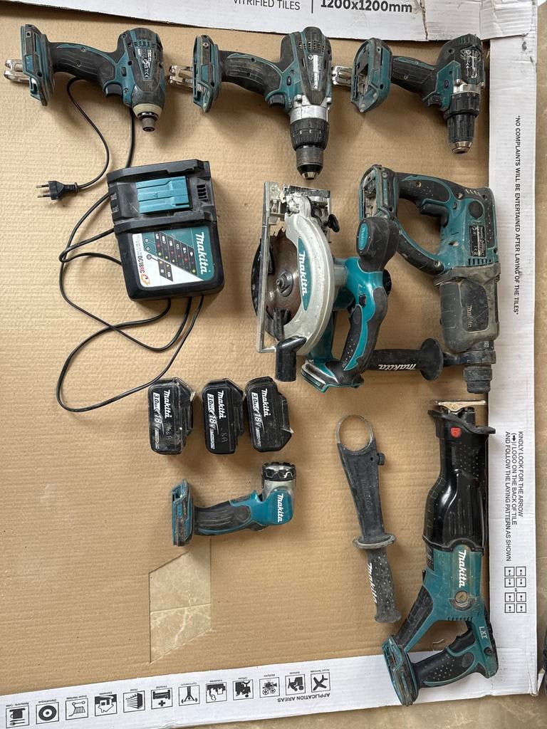 Makita Gereedschap Tas met Accu's en Oplader, Ophalen, Gebruikt